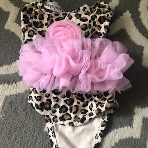 Newborn onsie tutu